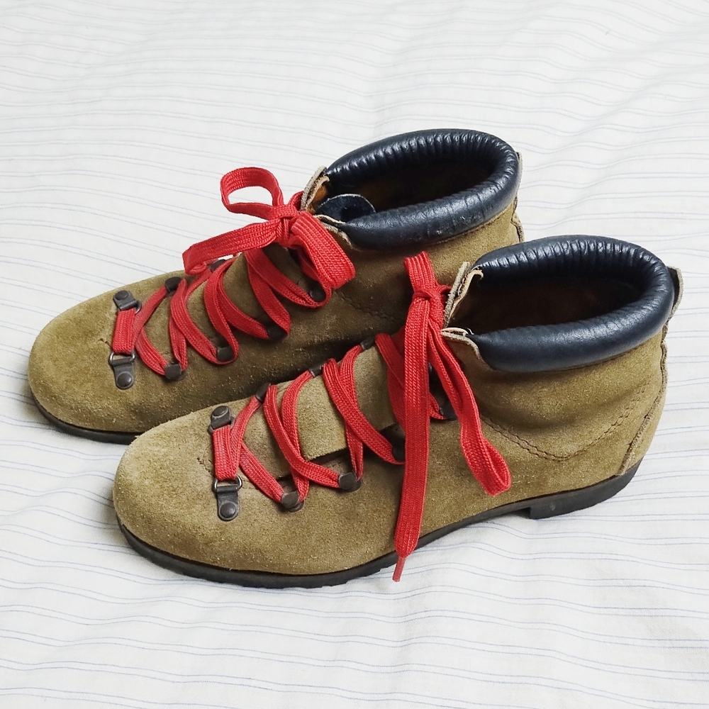 Vintage Eddie Bauer mountaineering boots (rare)